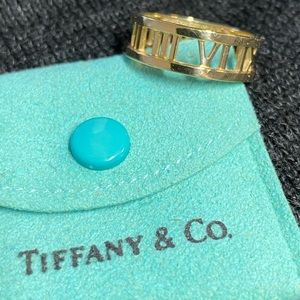 TIFFANY & CO. ATLAS RING, 18K, YELLOW GOLD